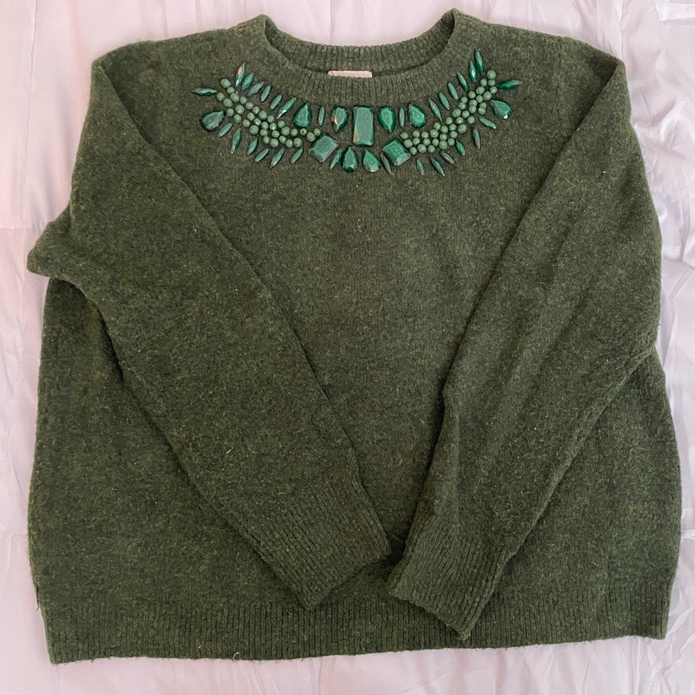 H&M sweater with accent neckline.